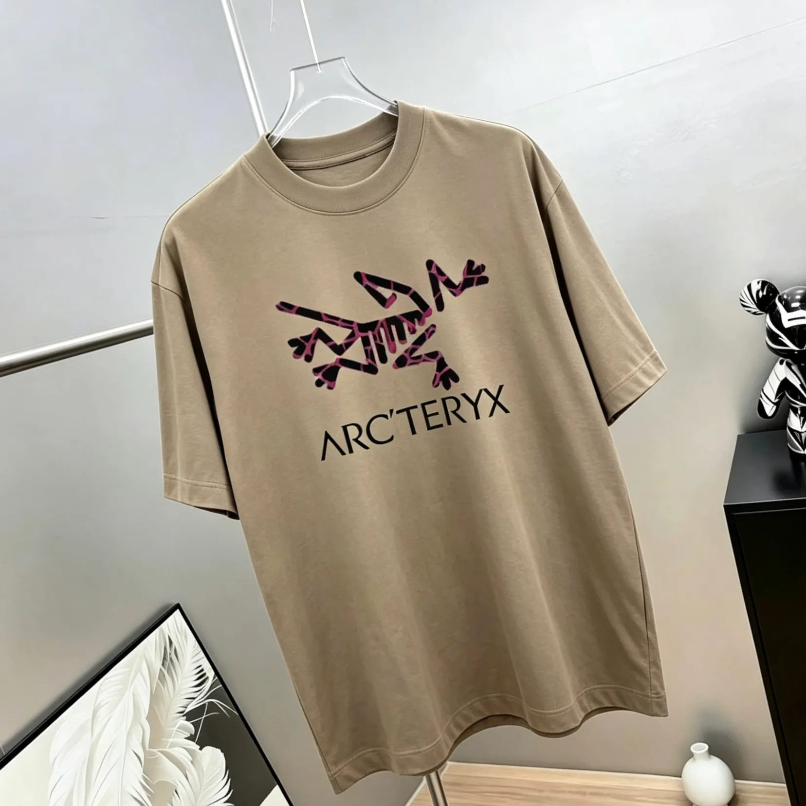 Arc～ 《 》 ， tee ， Same Style， : Black White Coffee Brown Size：S（90-130 ） M（125-150 ） L（135-165 ） XL（160-190 ） XXL（185 ）